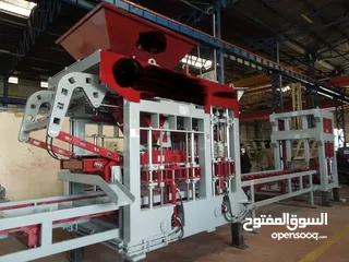 5 concrete press machines*** machine presse à béton****آلات الخرسانة