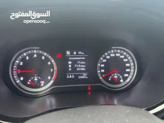  7 هيونداي i10 2022