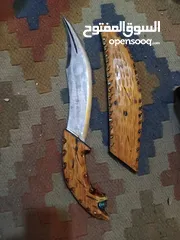  14 تحف ونحاسيات