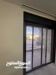  3 شقة مشطية جاهزة للبيع