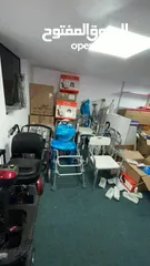  5 محل مستلزمات طبية وكوزمتكس واكسسوارات للبيع
