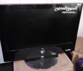  1 شاشه LCD LG