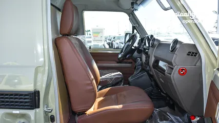  13 Toyota Land Cruiser Pickup LX 4.0L V6 Petrol Single Cabin AUTO TRANSMISSION