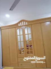  3 للبيع غرفة نوم وجلسه مستخدمه شي بسيط وكبت بابين