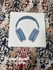  1 New AirPod max Very good quality too 4 colors for only 70 aed