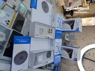  4 مستعمل ايام Kamon 30S pro رام 16 جيجا 256 أغراضة والكرتونه الأصلية مكفول بالشركة متوفر توصيل