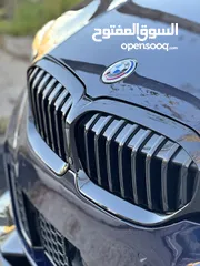  8 BMW 330e M Package Individual