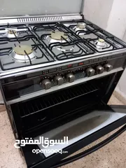  3 غاز يونفيرسل ايطالي مجدد بالكامل بحاله ممتازه