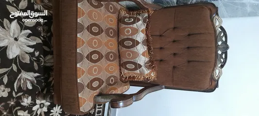  3 كنب+بوفيه لون بني مستعمل بحاله الجديد   للبيع بسعر 150