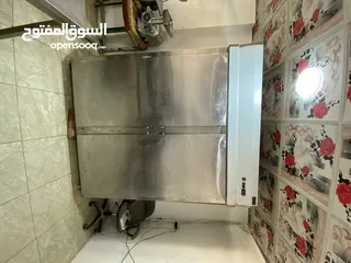  14 ملحمة للبيع مع كامل المعدات لعدم التفرغ