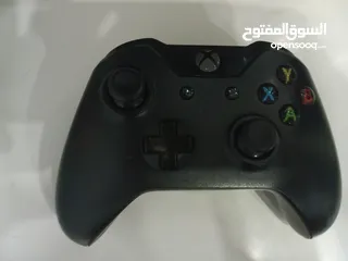  3 اكس بوكس oNE Sمع ايد اصليه وسيدي بيس17غير الالعاب لمنزله.........؟.....................