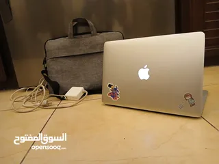  4 macBook Air