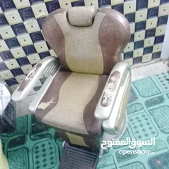  1 كرسي للحلاقه.