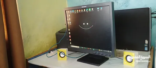  1 كمبيوتر مكتبي يصلح للالعاب