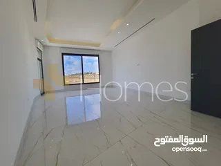  3 شقة طابق اول للبيع في رجم عميش بمساحة بناء 260م
