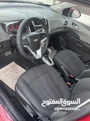  8 شفر أفيو موديل 2017 فحص 3 جيد والرابع ضربه ع الراس بحالة الوكالة