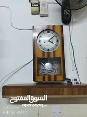  4 ساعه بندول قديمه جدا بحاجة صيانه