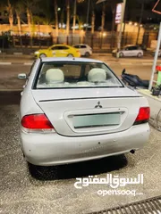  3 ميتسوبيشي لانسر 2005 للبيع