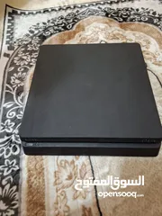  1 بلايستيشن 4 سلم إستعمال سنة وشوي مش مفتوح الجهاز وبحالة ممتازة ، الجاد فقط .