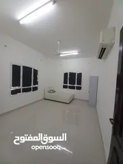  5 غرف للشباب العمانين في الموالح الجنوبية / خلف شركة الكهرباء / شامل