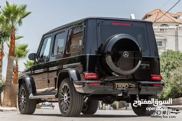  2 Mercedes G500 2024 Amg kit Night Package   السيارة وارد و كفالة الشركة و قطعت مسافة 2,000 كيلو