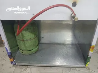  5 عرباية ذرة (بسطة) مع كامل معداتها مستعمل شبه جديد قابل للتفاوض