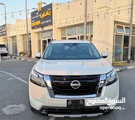  2 Nissan Pathfinder Sl 4x4 Full option  Model 2023 Canada Specifications Km 7000 Price 148.000 Wahat B