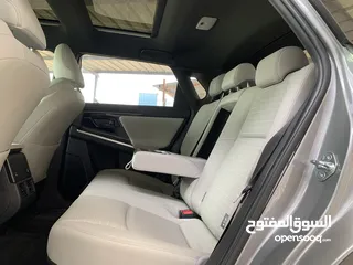  17 تويوتا bz4x 2022 برو فل الفل عداد 14 الف كيلو السياره بحاله الوكاله
