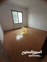  5 شقة مميزة في منطقة خلدا 200م