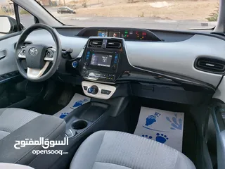  20 تويوتا بريوس 2018 سلفر// مميزة جدآ