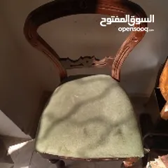  2 كرسيان بحاله جيده