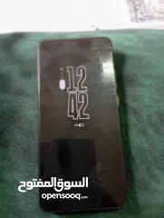  4 POCO X7PRO 512g مستعمل سنة لا يوجد الا قحط في الخلف  لم يتم تغيير اي قطعة