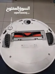  2 Xiaomi robot vacuum مكنسة شاومي الذكية