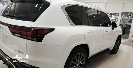  7 Lexus LX600 Model 2023 GCC Specifications