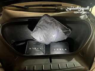  3 Tesla model x 75D سبع مقاعد