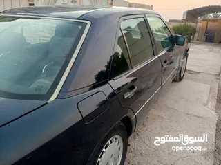  4 مرسيدس 1991E300