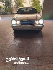  3 مرسيدس بنز e200 للبيع