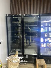  5 ثلاجات عرض شبه جديده