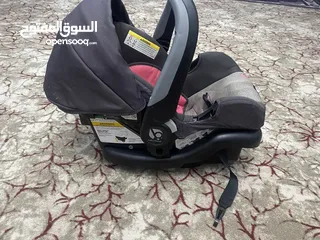  1 كرسي سيارة اطفال