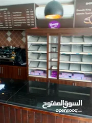  9 محل تجاري للبيع فى جبل عمان شارع الخالدي مقابل مستشفى فرح مساحته 64م موقع مميز