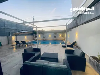  5 Deluxe Villa in Jericho