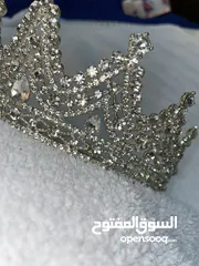  10 تاج عرايسي ، تاجك تبدّا به قصتك  تاجك هو شخصيتك و أناقتك ضيفي لمسه اطلالتك المميزه بأرتداء أجمل تاج