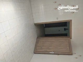  15 شقة في جبل الاشرفية قرب مستشفى البشير