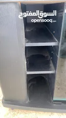  4 طاولة تلفزيون حاله ممتازه جديده