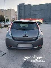  6 نيسان ليف SL Premium 2015 بحاله ممتازه