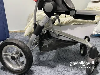  2 عرباي أطفال