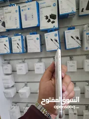  10 عرض خااص : iPhone 11 64gb هواتف بحالة الوكالة مع كرتونة و جميع ملحقاتة بأقل سعر