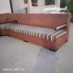  8 كورنر تفصيل 11 مقعد خشب سويد وايادي زان