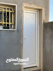  9 منزل في طريق مطار للبيع