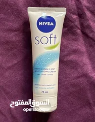  24 مكياج من بريطانيا